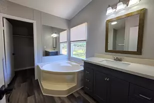 12121 Old County Rd, Willis, TX 77378 - Photo 12
