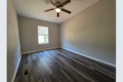 12121 Old County Road, Willis, TX 77378 - Photo 16