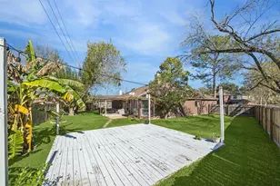 8210 Alabaster Dr, Houston, TX 77083 - Photo 38