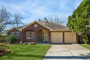 8210 Alabaster Dr, Houston, TX 77083 - Photo 4