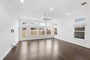 5326 Darling St, Houston, TX 77007 - Photo 12