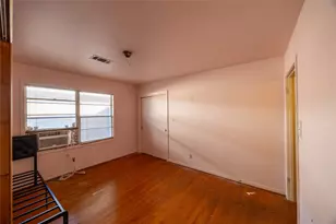 7718 Dillon St, Houston, TX 77061 - Photo 18