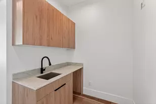 6822 Sidney St, Houston, TX 77021 - Photo 8
