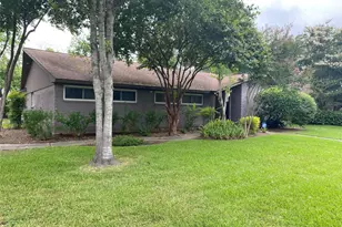 9614 Greenwillow St, Houston, TX 77096 - Photo 2