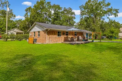 1220 Bluebird Avenue, Livingston, TX 77351 - Photo 16
