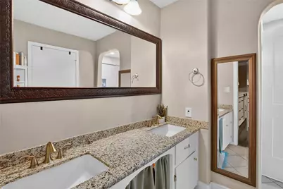 5451 Appleblossom Lane, Friendswood, TX 77546 - Photo 36