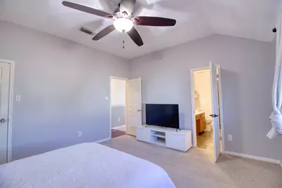 9519 Garrett Pine Lane, Houston, TX 77044 - Photo 18