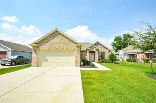 1302 Oregon St, La Porte, TX 77571 - Photo 2