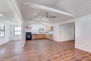 30 Vivian Ln, Shepherd, TX 77371 - Photo 10