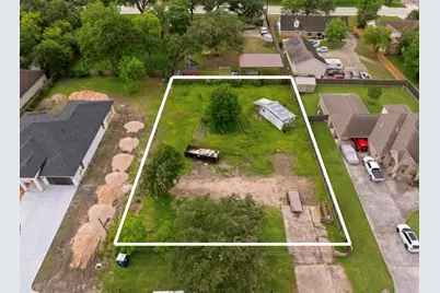 410 Spring Drive, Pasadena, TX 77504 - Photo 1