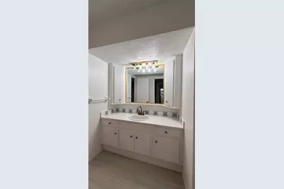 2744 Briarhurst Drive #2, Houston, TX 77057 - Photo 12