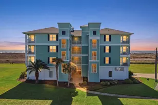 4221 Grassy Pointe Dr, Galveston, TX 77554 - Photo 1