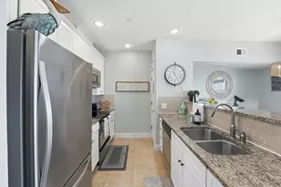 4221 Grassy Pointe Dr, Galveston, TX 77554 - Photo 14