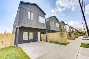 1207 Dewalt St, Houston, TX 77088 - Photo 2