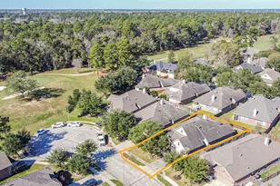 10211 Eagle Hollow Dr, Humble, TX 77338 - Photo 2