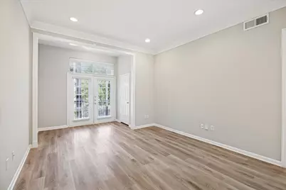 5353 Memorial Drive #2063, Houston, TX 77007 - Photo 4