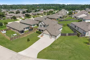 1740 Cindy Ln, Conroe, TX 77304 - Photo 34