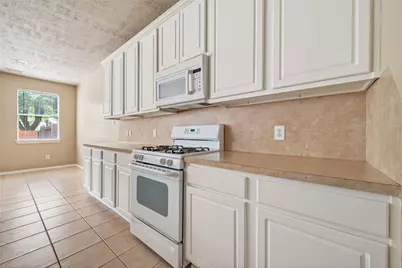 5626 Claybeck Lane, Katy, TX 77494 - Photo 8
