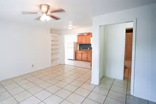 1138 4th Ave N, Texas City, TX 77590 - Photo 12