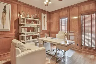 11926 Carriage Hill Dr, Houston, TX 77077 - Photo 8