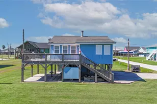 951 Clara, Crystal Beach, TX 77650 - Photo 2
