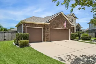 2018 Thunder Ridge Way, Houston, TX 77089 - Photo 2