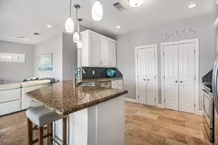 22806 Vida St, Galveston, TX 77554 - Photo 16