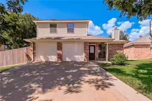 2418 Settlers Way, Huntsville, TX 77320 - Photo 2