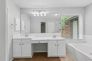 83 E Whistlers Bend Cir, Conroe, TX 77384 - Photo 20