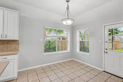 83 E Whistlers Bend Circle, Conroe, TX 77384 - Photo 14
