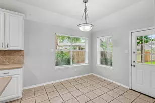 83 E Whistlers Bend Cir, Conroe, TX 77384 - Photo 14
