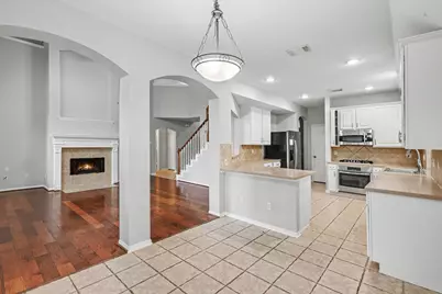 83 E Whistlers Bend Circle, Conroe, TX 77384 - Photo 14
