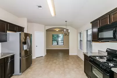 429 De Coster Boulevard, Alvin, TX 77511 - Photo 4