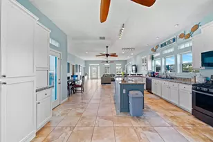 815 5th St, Dickinson, TX 77539 - Photo 34