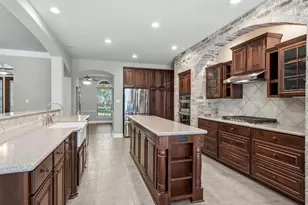 19370 Serpenteer Dr, Porter, TX 77365 - Photo 2