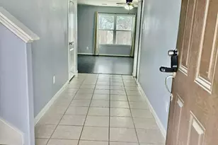 11207 Hall Ridge Ct, Houston, TX 77075 - Photo 2