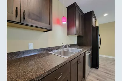 3401 Delhi #B, Houston, TX 77022 - Photo 14