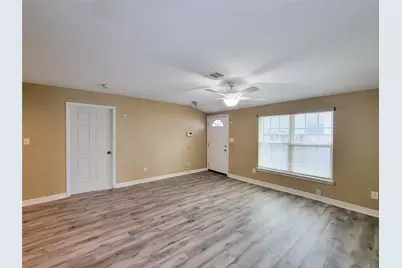 3401 Delhi #B, Houston, TX 77022 - Photo 8