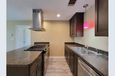 3401 Delhi #B, Houston, TX 77022 - Photo 10