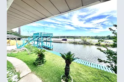 27 Marlin Lane, Baytown, TX 77520 - Photo 4