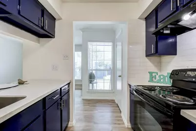 1100 Graham Drive #1709, Tomball, TX 77375 - Photo 4