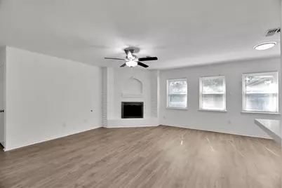 10513 Moorberry Lane, Houston, TX 77043 - Photo 10
