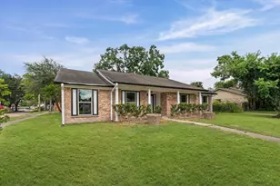 7303 Augustine Dr, Houston, TX 77036 - Photo 24