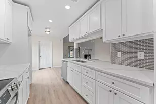 7303 Augustine Dr, Houston, TX 77036 - Photo 16