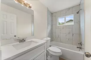 7303 Augustine Dr, Houston, TX 77036 - Photo 8