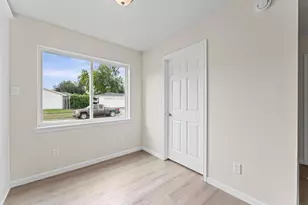 7303 Augustine Dr, Houston, TX 77036 - Photo 14