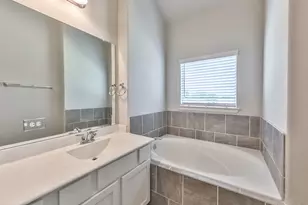 10828 S Brittmoore Oaks Pl, Houston, TX 77043 - Photo 20