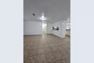 207 Shadow Oaks Drive, Conroe, TX 77303 - Photo 10