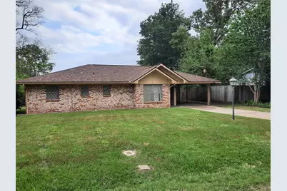207 Shadow Oaks Drive, Conroe, TX 77303 - Photo 1
