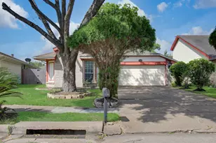 11807 Basilica St, Houston, TX 77099 - Photo 2